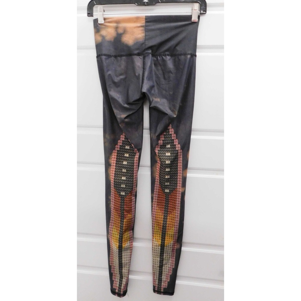 TEEKI Sacred Feather Geometric Rainbow Hot Pant Yoga Legging XS